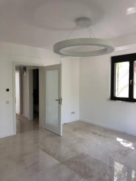 Inchiriez vila 8 camere, constructie 2020, 300mp utili, zona Dorobanti, 6. 500euro - Imaginea 3
