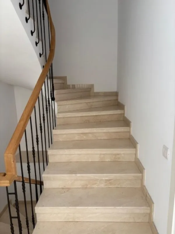 Inchiriez vila 8 camere, constructie 2020, 300mp utili, zona Dorobanti, 6. 500euro - Imaginea 4