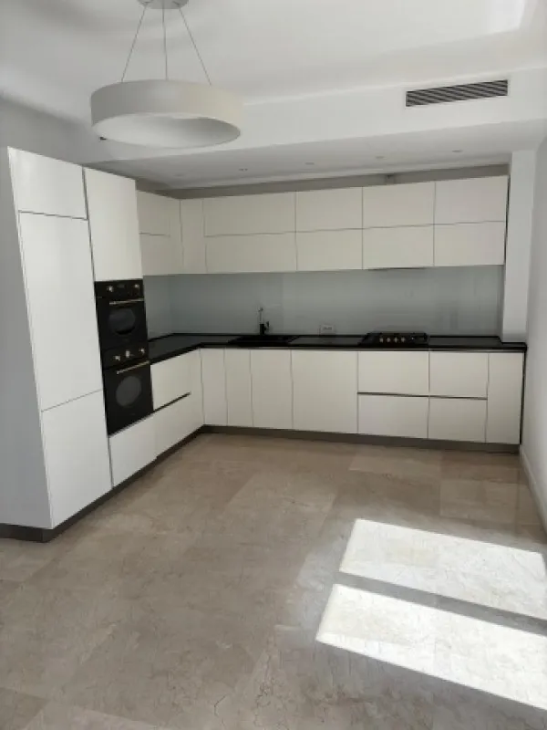 Inchiriez vila 8 camere, constructie 2020, 300mp utili, zona Dorobanti, 6. 500euro - Imaginea 5