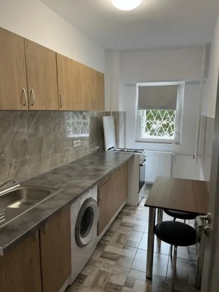 Inchiriez garsoniera in 13 Septembrie, complet mobilata si utilata, 40 mp, 320euro - Imaginea 2