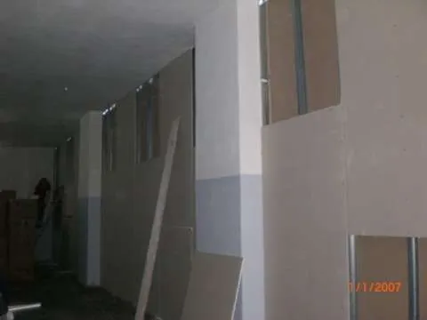 Executam lucrari de zugravit , rigips, faianta, gresie, parchet laminat pret - Imaginea 1
