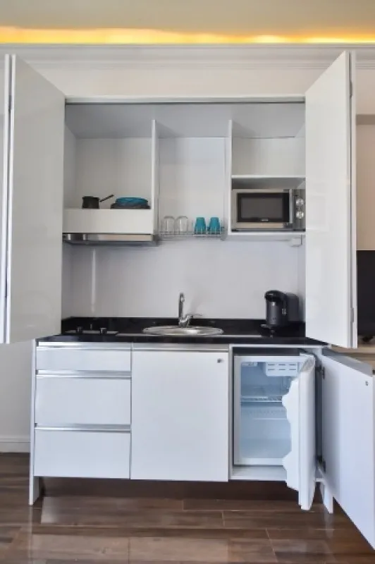 Garsoniera de lux, 42 mp, Mamaia Nord, complet mobilata si utilata, 107. 000euro - Imaginea 5