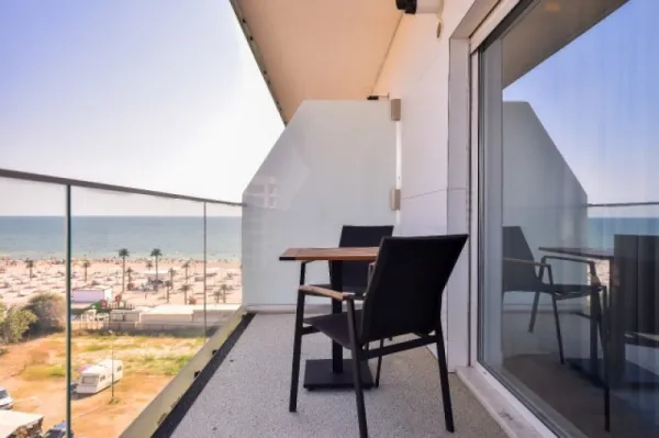 Garsoniera de lux, 42 mp, Mamaia Nord, complet mobilata si utilata, 107. 000euro - Imaginea 6