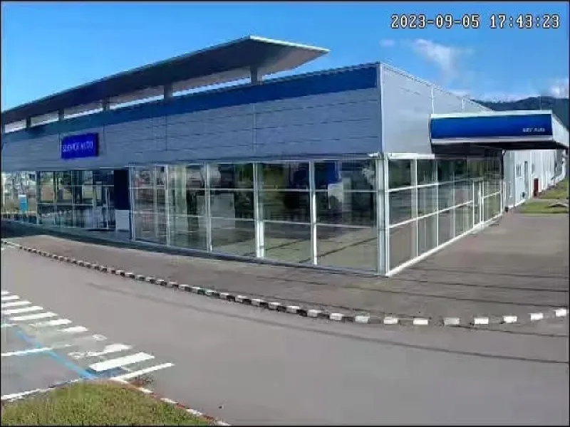 Inchiriez Service Auto in Ghimbav, DN1, Brasov, 45. 000euro/ luna - Imaginea 3