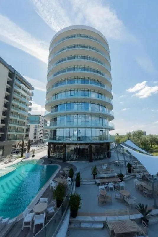 Garsoniera de lux, 42 mp, Mamaia Nord, complet mobilata si utilata, 107. 000euro - Imaginea 9