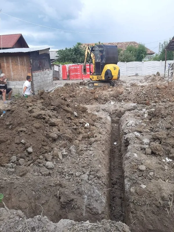 Prestari servicii miniexcavator - Imaginea 2