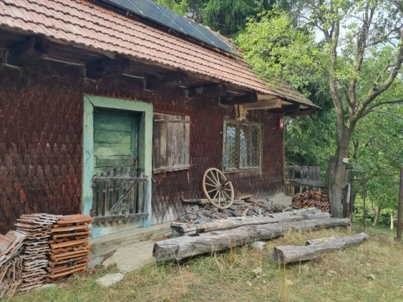 Teren de vanzare in Poiana Marului Brasov, locatie panoramica unica, 21537 mp, 190. 000 euro - Imaginea 2