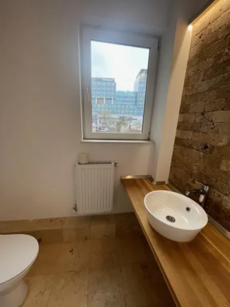Inchiriez vila 600mp, P+ 3, Piata Danny Huwe, intersectia Razoare, 7000euro - Imaginea 3