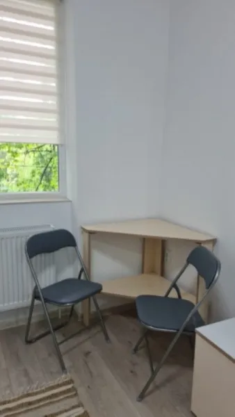 Inchiriez garsoniera, 25mp, Onesti, mobilata si utilata, 220euro - Imaginea 7