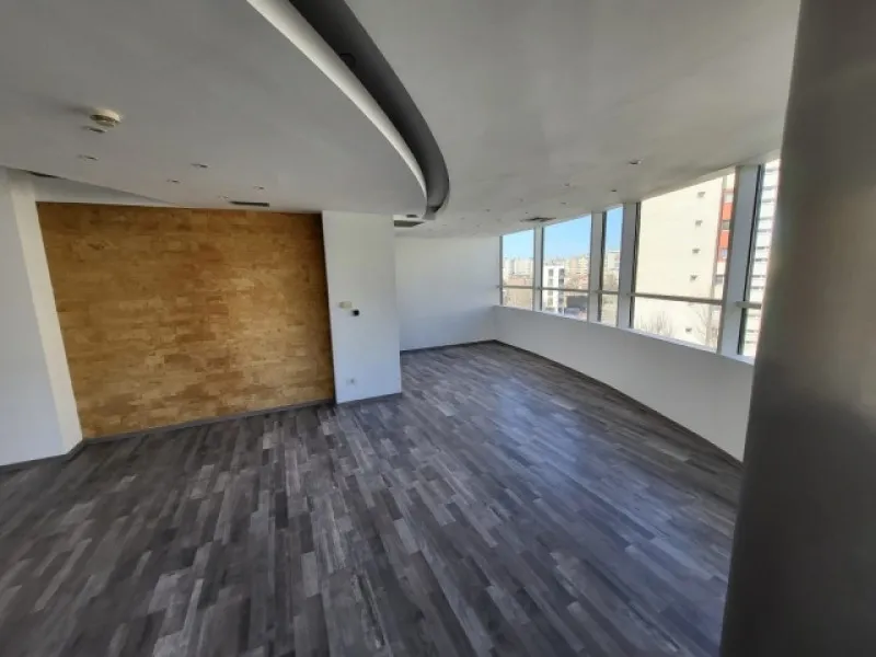 Inchiriez spatiu de birouri, zona Metrou Brancoveanu, 40mp, 450euro - Imaginea 2