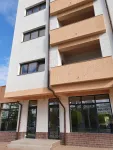 Spatiu comercial parter de inchiriat - 73 mp - 600 EUR/ luna - Showroom Bloc DC5, Ramnicu Valcea - Miniatura 5