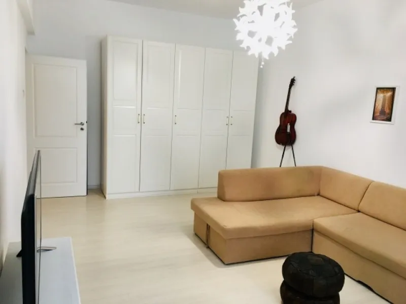 Inchiriez apartament 2 camere, mobilat si utilat, 70mp, Favorit, 599euro - Imaginea 2