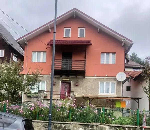 VAND DEMISOL SI PARTER situate in vila. Vila e compusa din D+ P+ E - Imaginea 1
