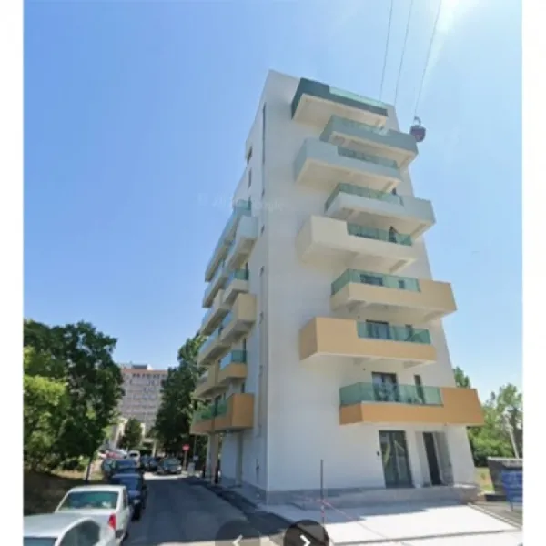 Apartament 2 camere decomandat, 44mp, Mamaia, zona Aqua Magic, 107. 000euro - Imaginea 2