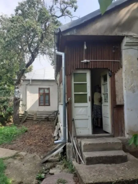 Casa 110mp, 5 camere, teren 2388mp, Dolj, Valea Stanciului, 20. 000euro - Imaginea 3