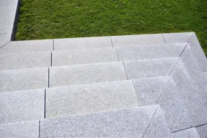 Trepte granit pentru exterior