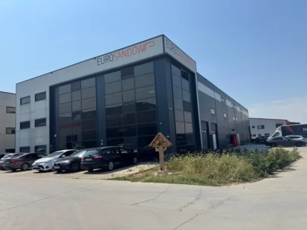 Spatiu industrial de inchiriat in zona Magurele, 2729 mp, 5. 900euro - Imaginea 6