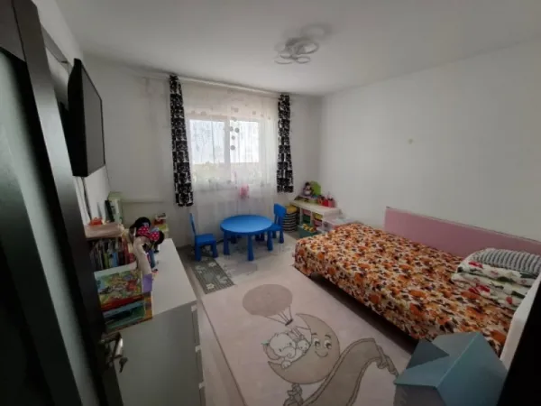 Casa 110mp, P+ E, 4 camere, constructie 2016, teren 120mp, zona Militari Residence, 149. 000euro - Imaginea 8