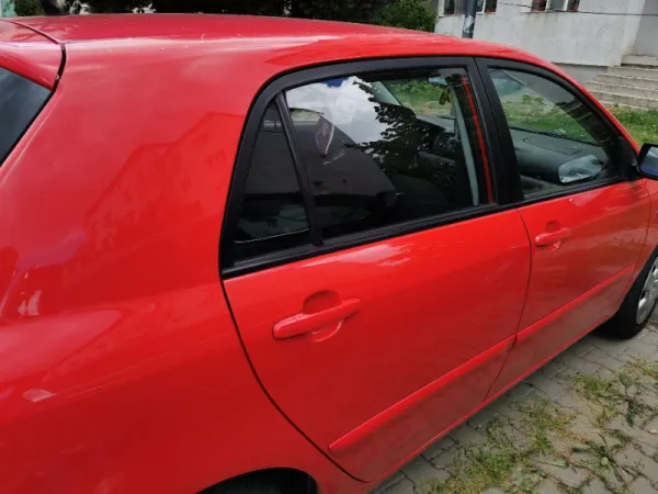 Toyota Corolla anul 2006 unic proprietar - Imaginea 2