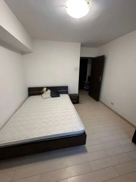 Inchiriez apartament 4 camere, decomandat, 90mp, mobilat si utilat, Mihai Bravu, 900euro - Imaginea 9