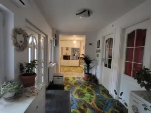 Casa, 4 camere, constructie 1970, teren 259mp, Bucurestii Noi, 215. 000euro