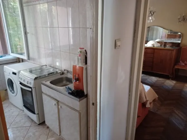 Apartament 3 camere decomandat, 65mp, mobilat si utilat, Piata Unirii, 125. 000euro - Imaginea 3
