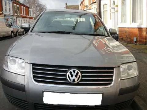 vand capota vw passat 2001 - 2005 - Imaginea 4