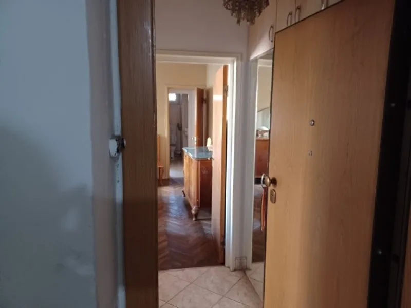 Apartament 3 camere decomandat, 65mp, mobilat si utilat, Piata Unirii, 125. 000euro - Imaginea 5