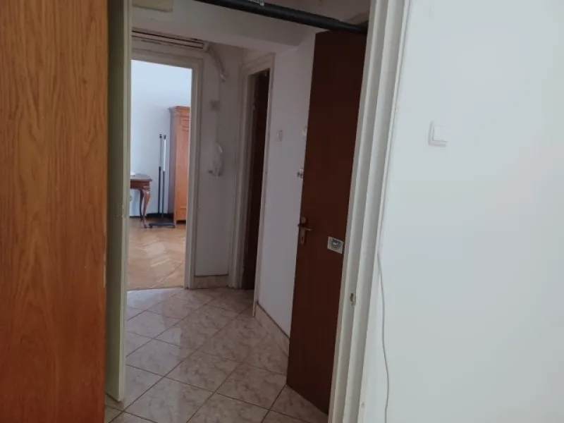 Apartament 3 camere decomandat, 65mp, mobilat si utilat, Piata Unirii, 125. 000euro - Imaginea 10