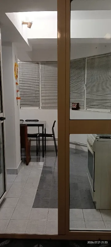 Cazare apartament 3 camere la mare foarte aproape de plaja Constanta Faleza Nord - Imaginea 5