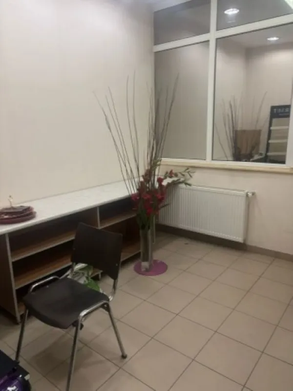 Spatiu comercial, 189mp, Soseaua Bucuresti- Targoviste, 395. 000euro - Imaginea 7