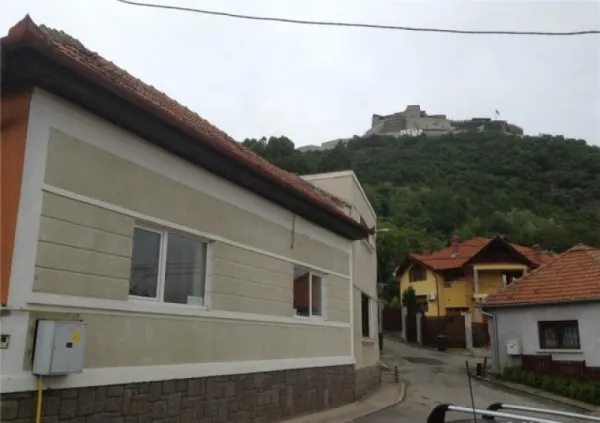 Casa, 4 camere, constructie 2004, teren 500mp, Deva zona Cetate, 160. 000euro - Imaginea 4