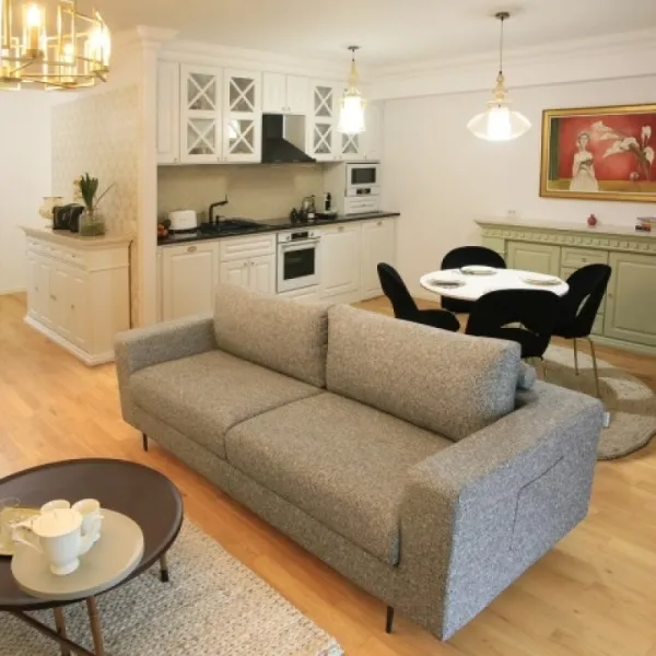 Apartament de lux, 2 camere decomandat, 99 mp, Bdul Dacia, 399. 000euro - Imaginea 1