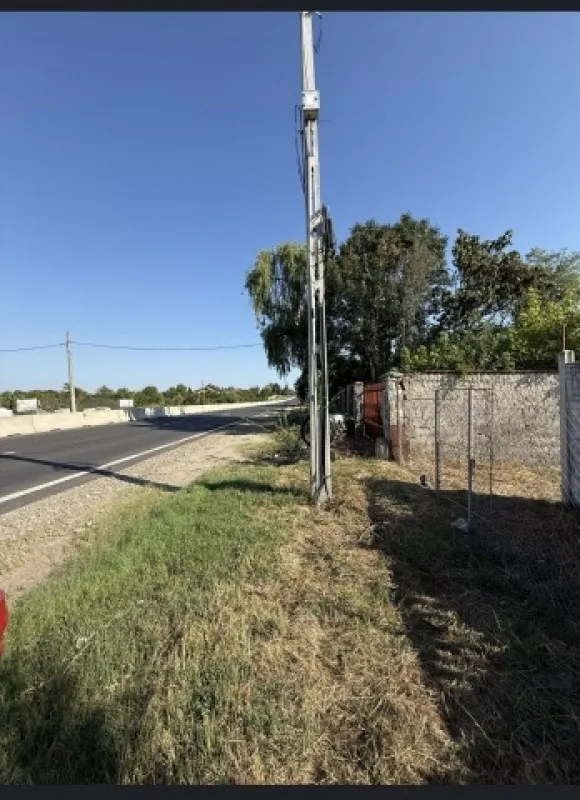 Teren de vanzare in Potigrafu, deschidere 9ml, 2500mp, 40. 000euro - Imaginea 4