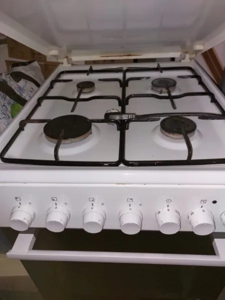 Aragaz ELECTROLUX, plita gaz, 4 arzatoare, aprindere integrata plita, 50cm, cuptor electric, Timer, alb - Imaginea 3