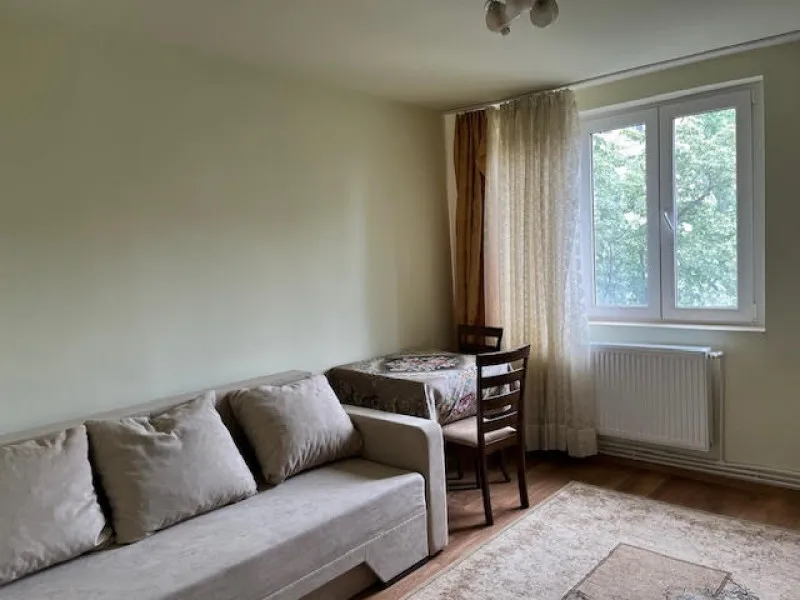 Inchiriez apartament 2 camere, decomandat, 50mp, Drumul Taberei, 400euro - Imaginea 3