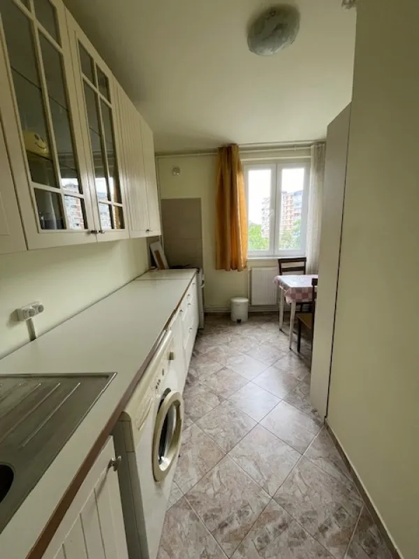 Inchiriez apartament 2 camere, decomandat, 50mp, Drumul Taberei, 400euro - Imaginea 4