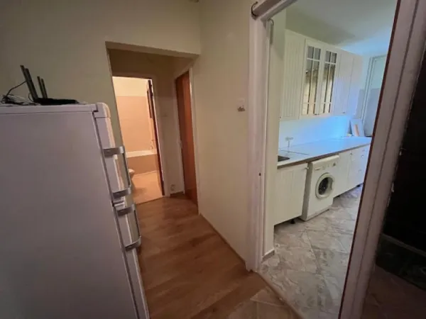 Inchiriez apartament 2 camere, decomandat, 50mp, Drumul Taberei, 400euro - Imaginea 8
