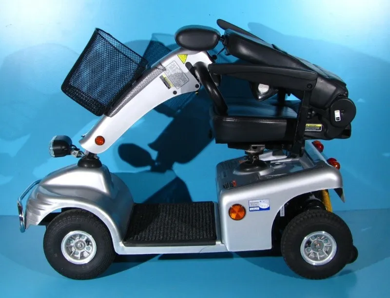 Scuter electric pentru batrani- Shoprider cu 6km h - Imaginea 4