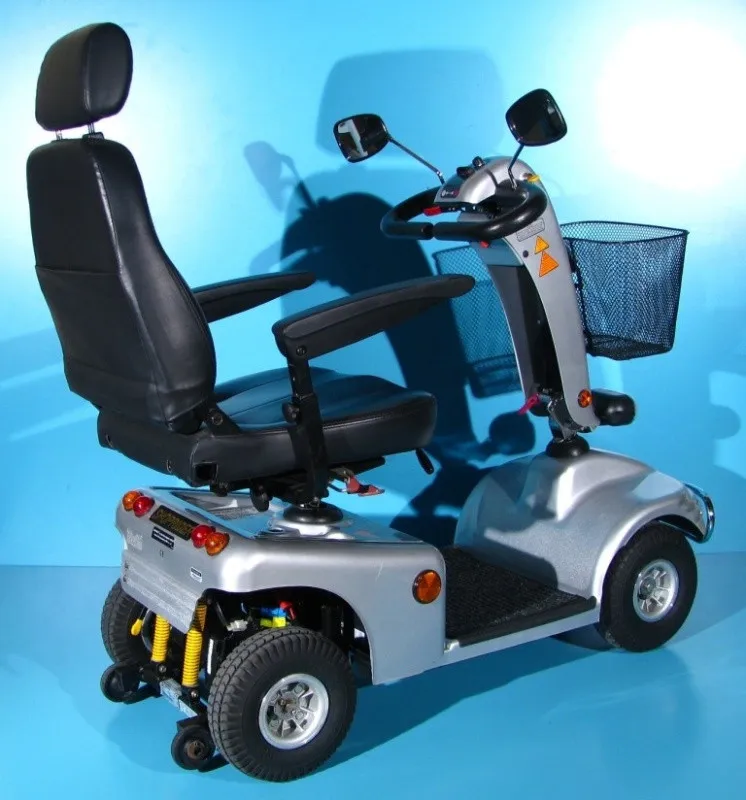 Scuter electric pentru batrani- Shoprider cu 6km h - Imaginea 9