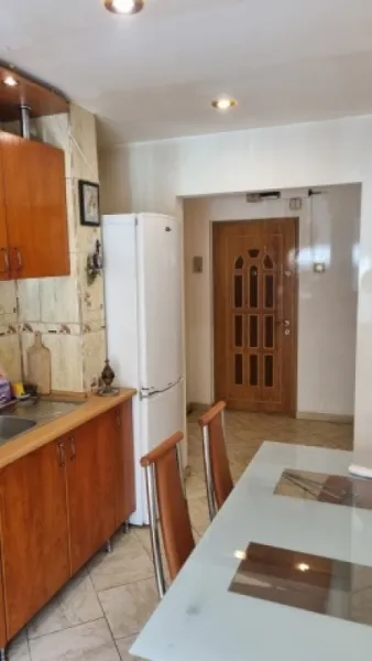 Apartament 2 camere, decomandat, 52mp, Constanta, 105. 000euro - Imaginea 5