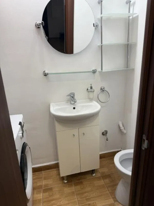 Inchiriez apartament 3 camere, mobilat si utilat, 70mp, Panduri, 600euro - Imaginea 2