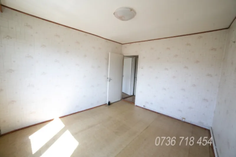 Apartament 2 camere Steagul - Imaginea 3