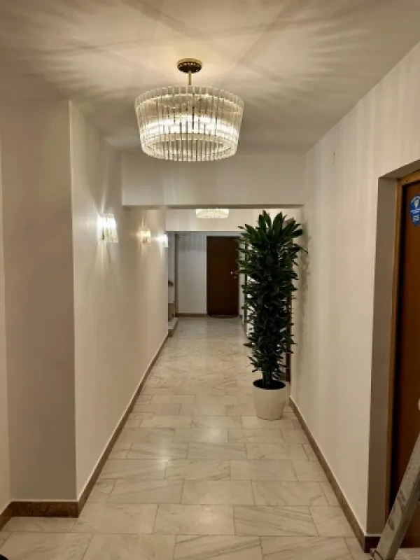 Inchiriez spatiu de birouri, zona Aviatorilor, 125mp, 1. 700euro - Imaginea 5