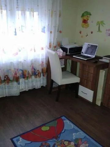 VAND APARTAMENT 3 CAMERE LUX IN CAREI - Imaginea 5