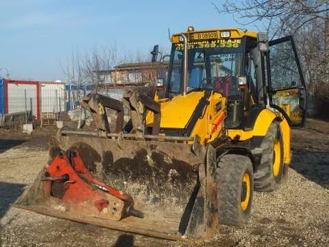 Buldoexcavatoare cu picon de inchiriat Bucuresti si ilfov, Chitila, Mogosoaia, Otopeni, Buftea, Corbeanca, Voluntari, Tunari. - Imaginea 1