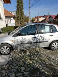 Vand Ford Fiesta