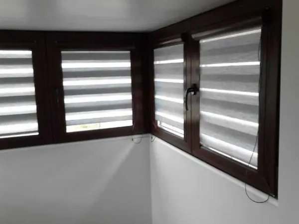 Jaluzele verticale / Usi garaj / Rolete textile - Imaginea 2