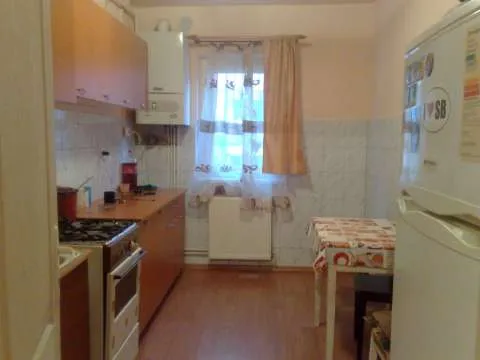 Apartament patru camere - Imaginea 5