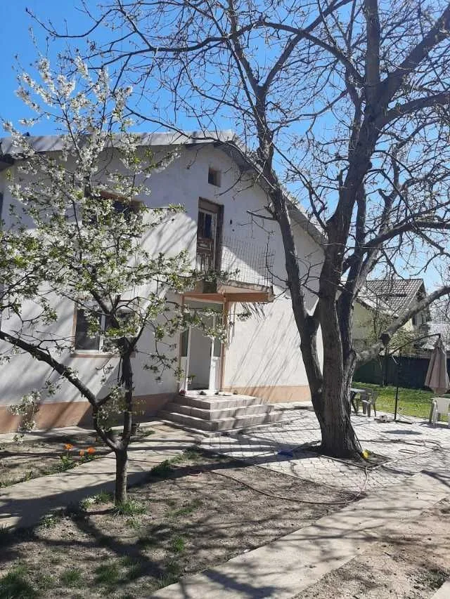 Teren si casa vanzare zona Baneasa langa Spitalul Regina Maria - Imaginea 3